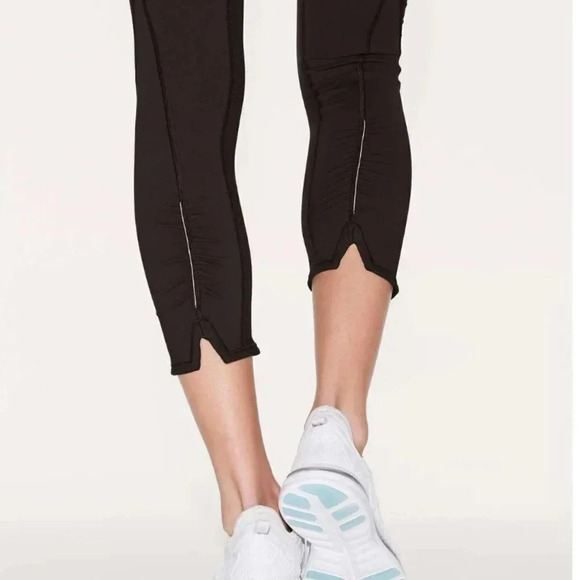 Lululemon On Your Mark  Leggings Crop 23" Cropped Pants Black W6AJFS Size 4 - Picture 4 of 9